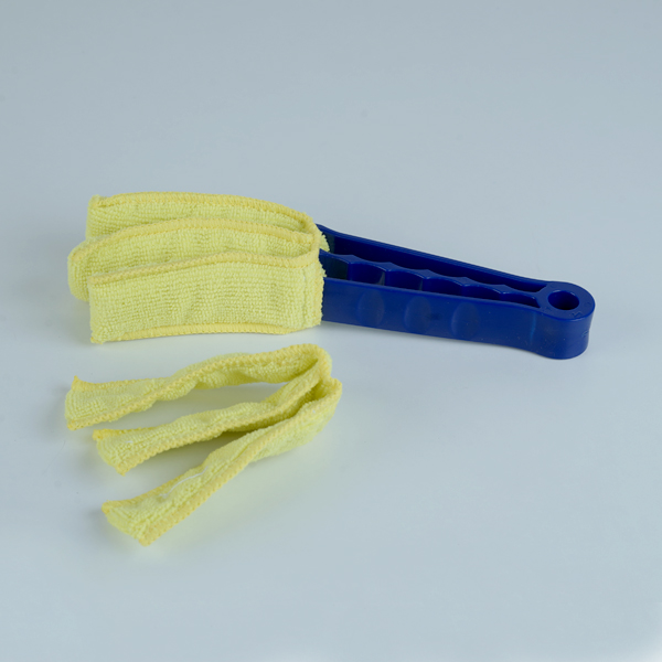 Dust off Blind Cleaner